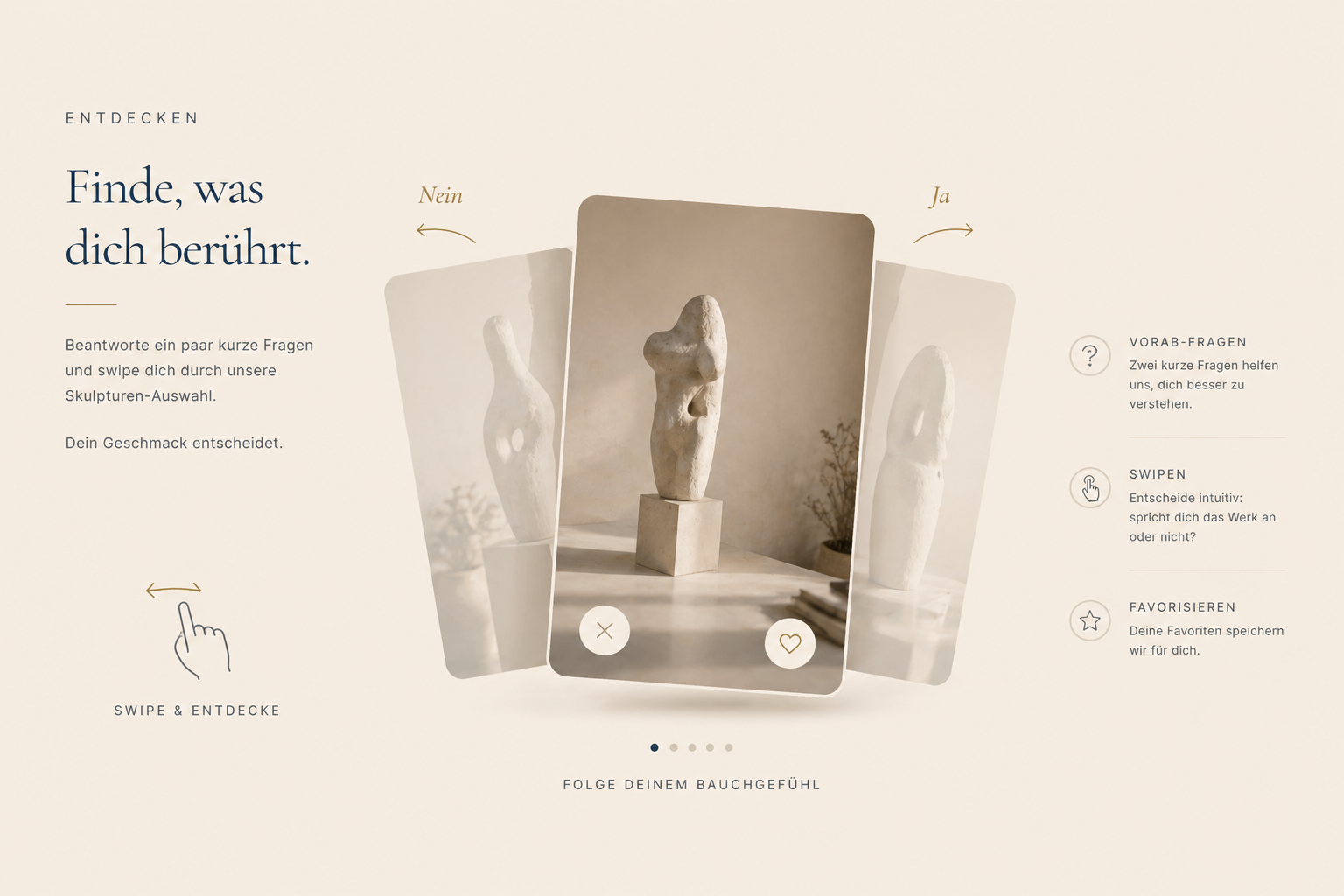 Drei gefächerte Skulptur-Karten mit Nein- und Ja-Pfeilen — so funktioniert das Swipen bei Statua